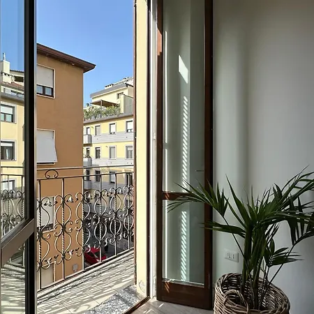 New Luxury Modern Flat In Center - Navigli/duomo * Milano